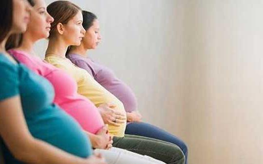 коричневые выделения перед родами после осмотра врача