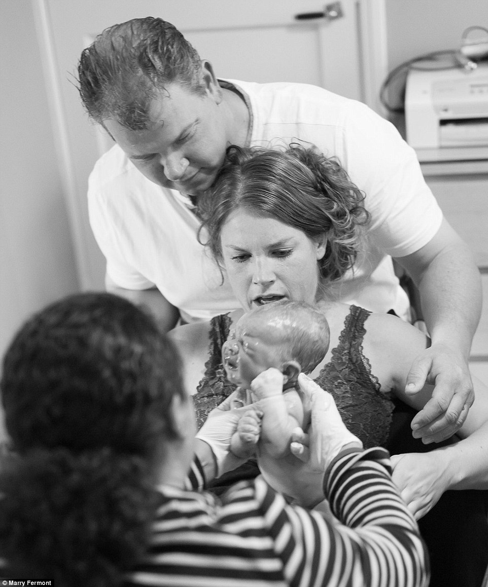 Marry says that when a baby is born everything happens very quickly, but it also feels as if things are in slow motion and time is standing still. Here she