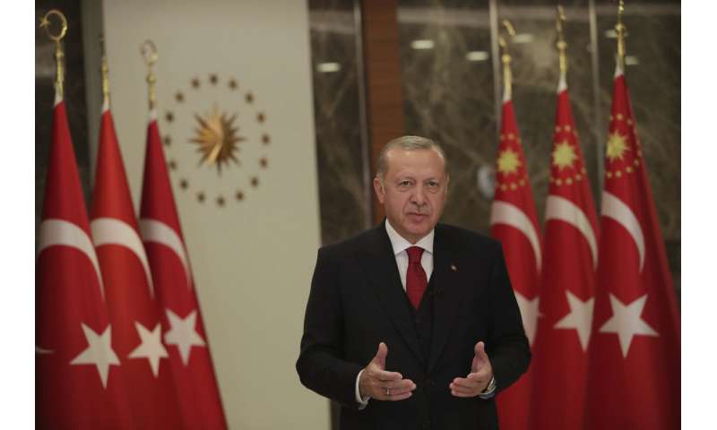 Turkey Turkey announces plan to ease virus restrictions